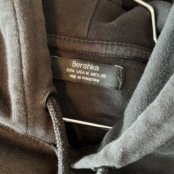 Berska Crop Hoodie - Picture 4 of 4